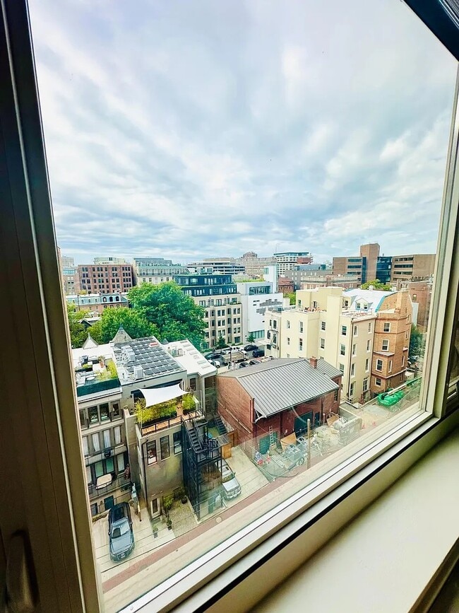Vista desde la ventana del dormitorio - 1545 18th St NW