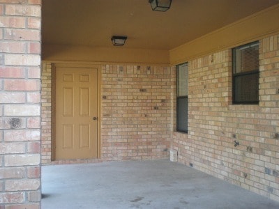 Building Photo - 909 CRYM