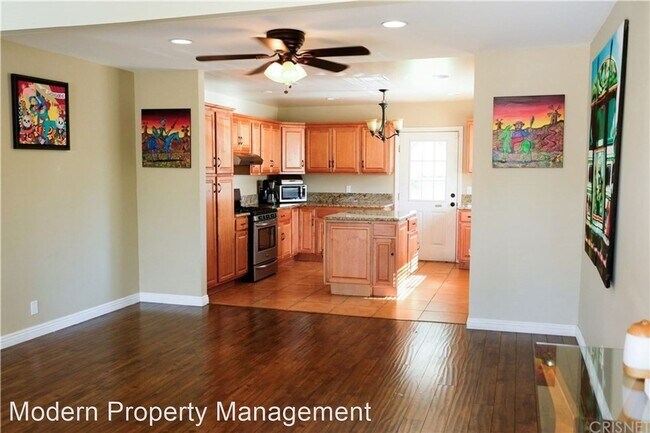 Foto del edificio - 4 br, 3 bath House - 17148 Saticoy st.