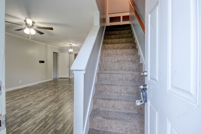 Foto del edificio - Three Bedroom Home for Rent with Two Bonus Areas!!!