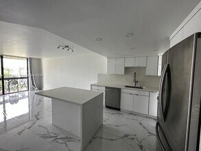 Building Photo - 8307 SW 142nd Ave