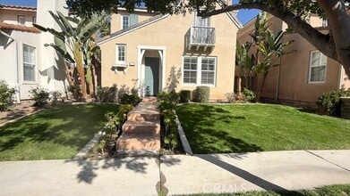 Building Photo - 5 Del Mar