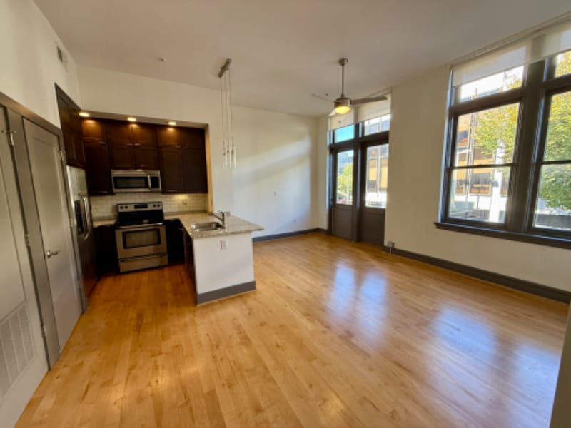 Photo - 300 E Broad St (Richmond, VA)