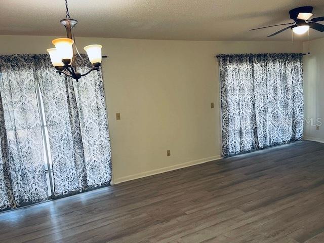 Foto del edificio - 120 Hibiscus Woods Ct
