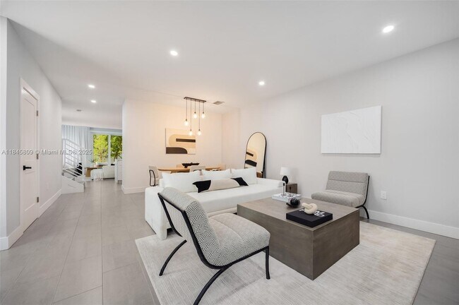 Foto del edificio - 3368 SW 27th St