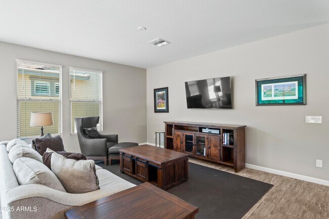 Foto del edificio - 4340 Cutter Ln