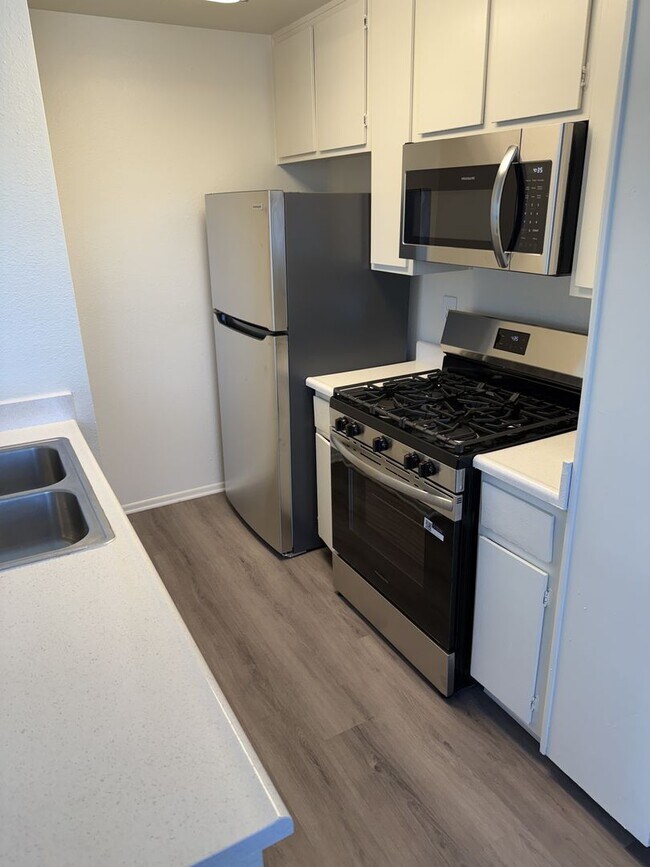 Interior Photo - Windward Isle