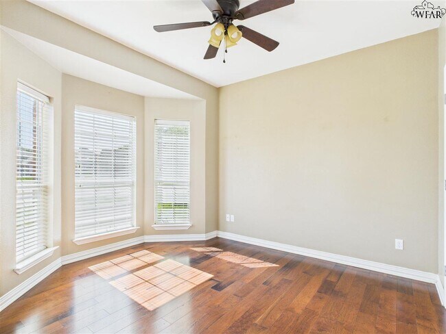Building Photo - 3 Sagebrush Ct
