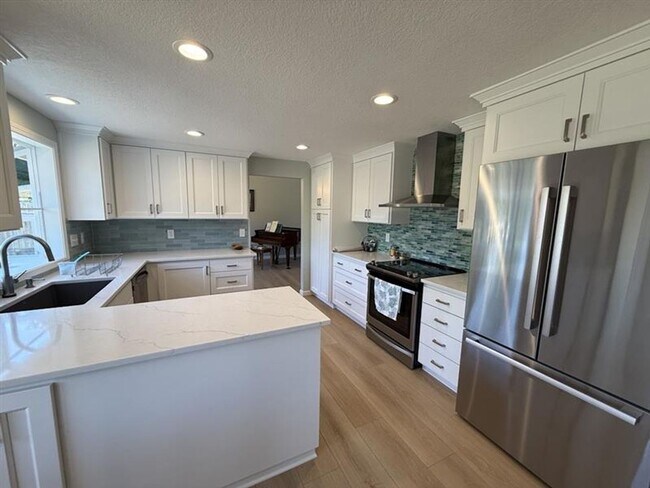 Foto del edificio - 3940 NW Craig Dr
