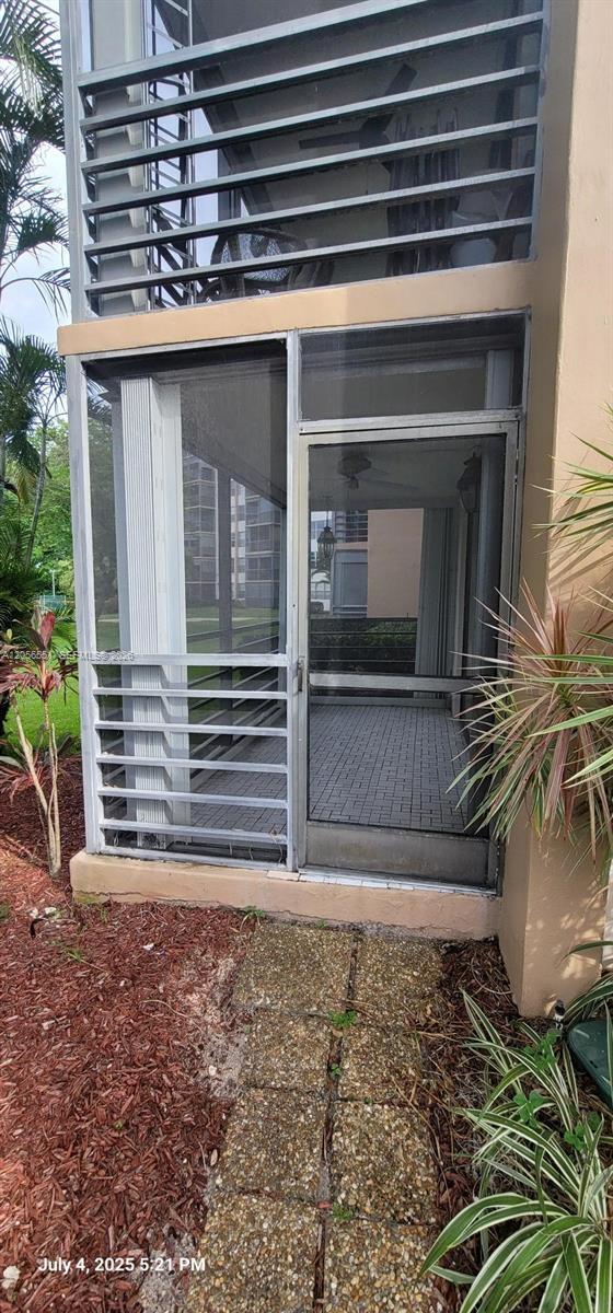 Foto del edificio - 1300 St Charles Pl