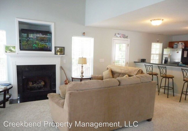 Building Photo - 3 br, 2.5 bath House - 401 Stefan Drive