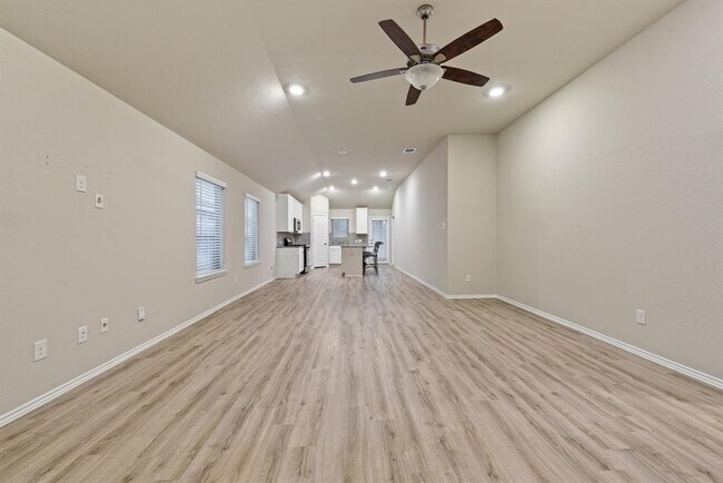 Foto del edificio - 6710 Scarlet Sagebrush St
