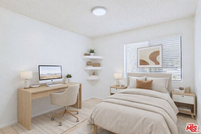 Foto del edificio - 236 S Ave 55