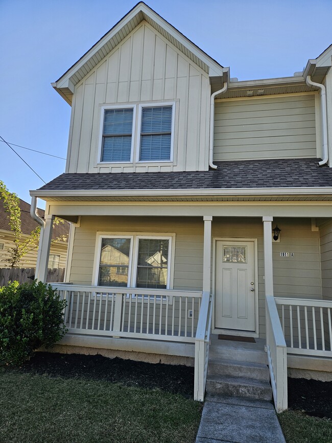 Photo - 1911 9th Ave N Townhome