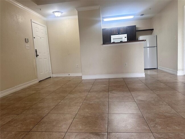 Building Photo - 3702 Palm Desert Ln