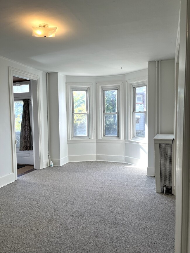 Sala de estar - 403 School St