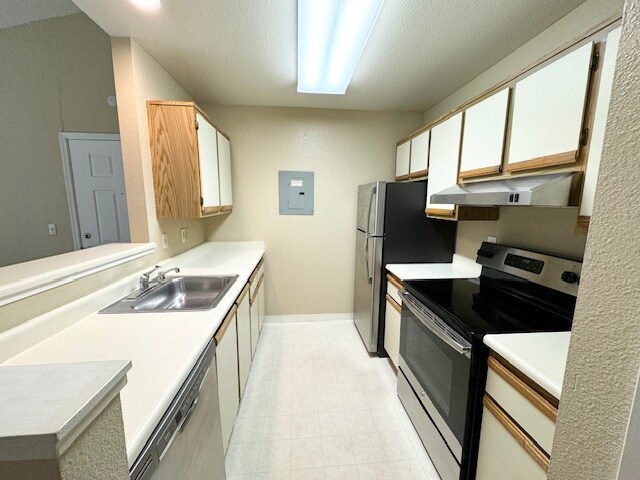 Foto del edificio - 120 Reflections Dr