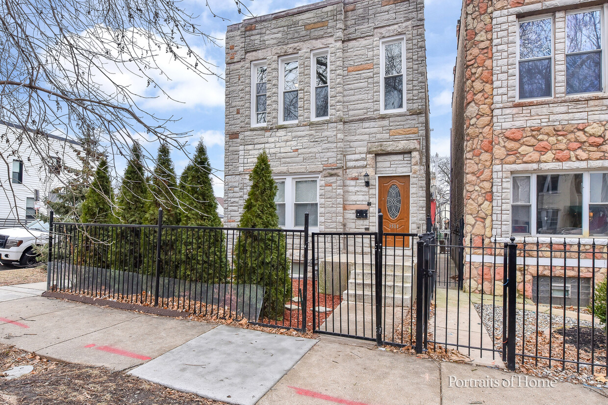 Foto principal - 3501 W Le Moyne St