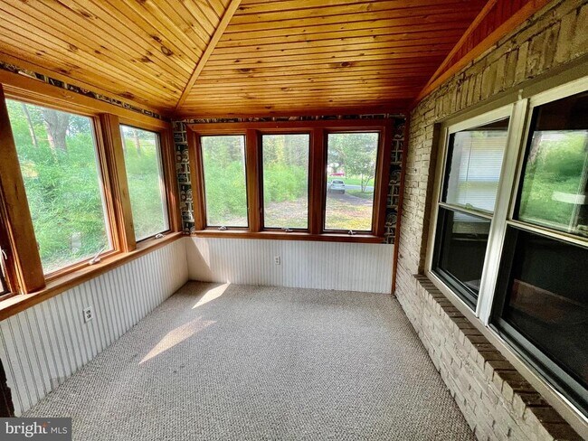 Foto del edificio - 401 Bethel Mill Rd