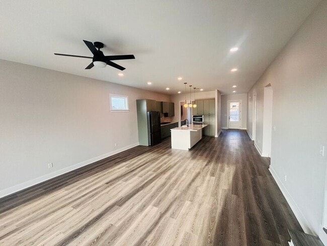 Building Photo - 87 Tournay Cir