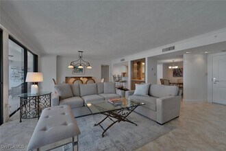 Building Photo - 4751 Gulf Shore Blvd N