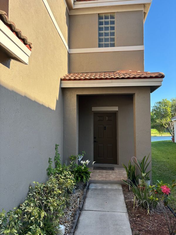 Foto del edificio - 4361 Dogwood Cir