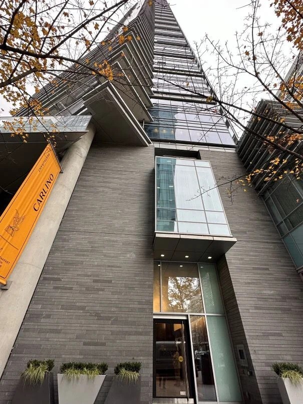 Building Photo - 1111 Alberni St