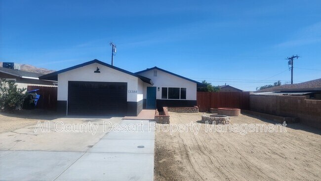 Foto del edificio - 13388 Cactus Dr