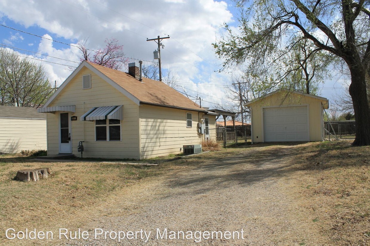 Primary Photo - 1311 E 16th Ave