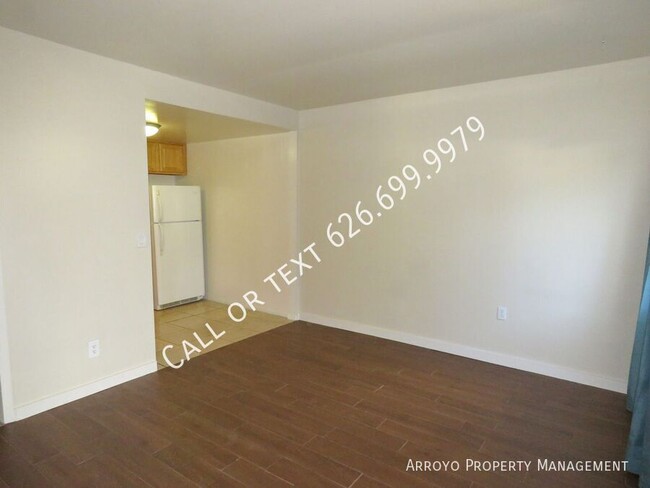 Building Photo - 745 E Poppyfields Dr