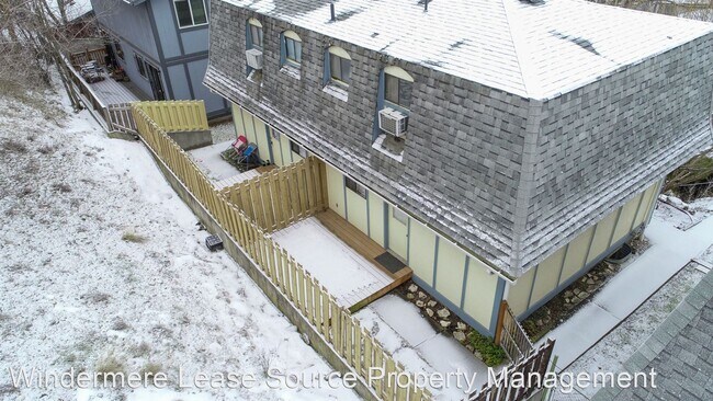 Foto del edificio - 2 br, 1.5 bath House - 136 W Cora Ave