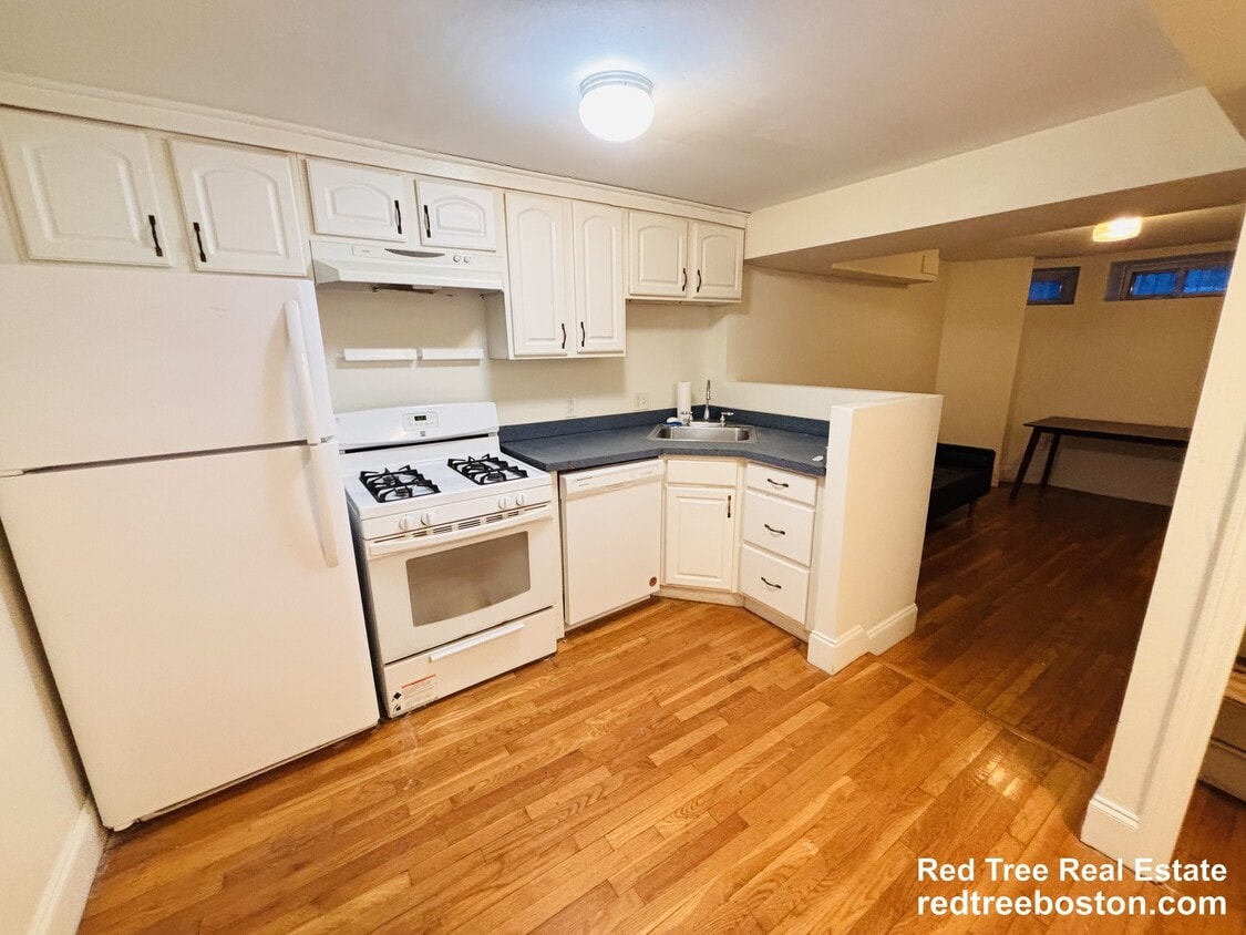 Photo - 32 Edgerly Rd. Unit B