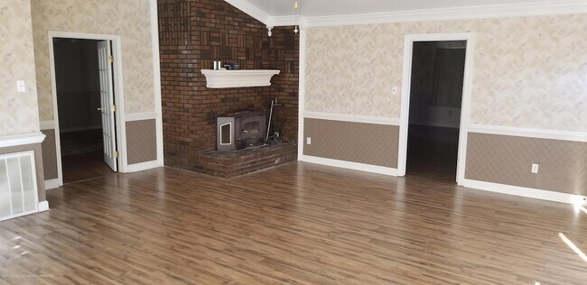 Foto del edificio - 2128 Red Banks Rd N