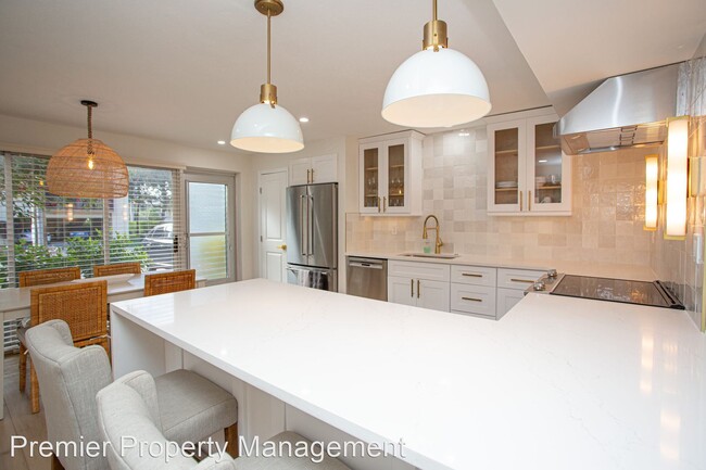 Building Photo - 2 br, 2 bath House - 1222 Gordon Drive Unit 2