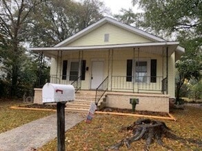 Building Photo - 10 Baldwin St Building Photo - 10 Baldwin St