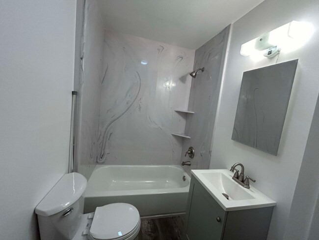 Foto del edificio - 344 Ash St