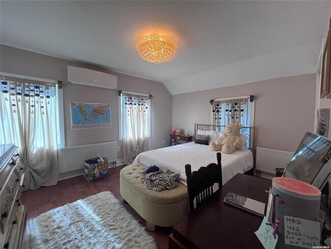 Foto del edificio - 11 Maplewood Rd