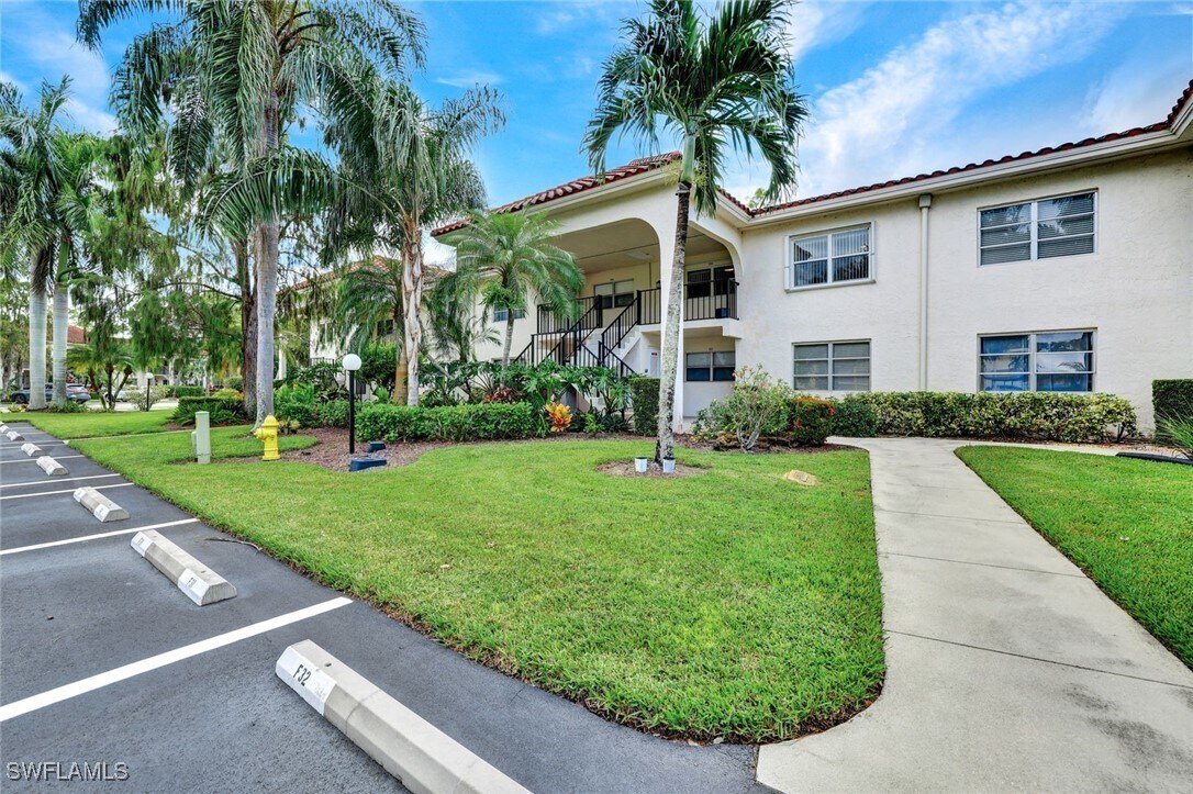 Foto del edificio - 1055 Forest Lakes Dr