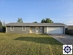 Building Photo - 906 Kevin Ct