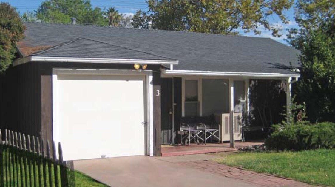 Building Photo - Oak Tree Homes