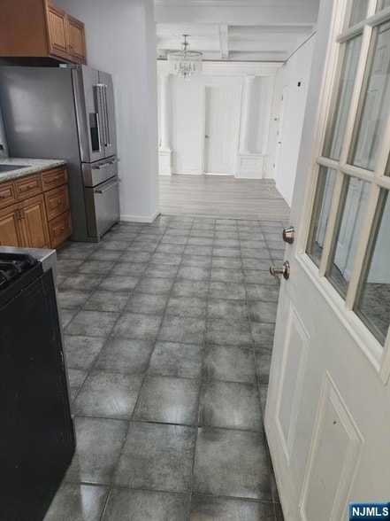 Foto del edificio - 703 Schuyler Ave