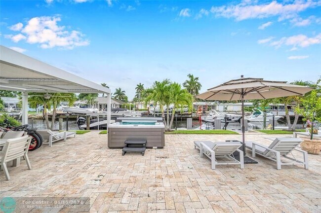 Foto del edificio - 2632 NE 4th St