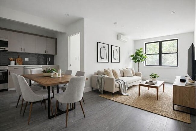 Building Photo - NO FEE! Grand Spacious 2 Bed in Prime Crown Heights