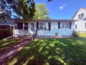 Building Photo - 1171 Bourland Ave