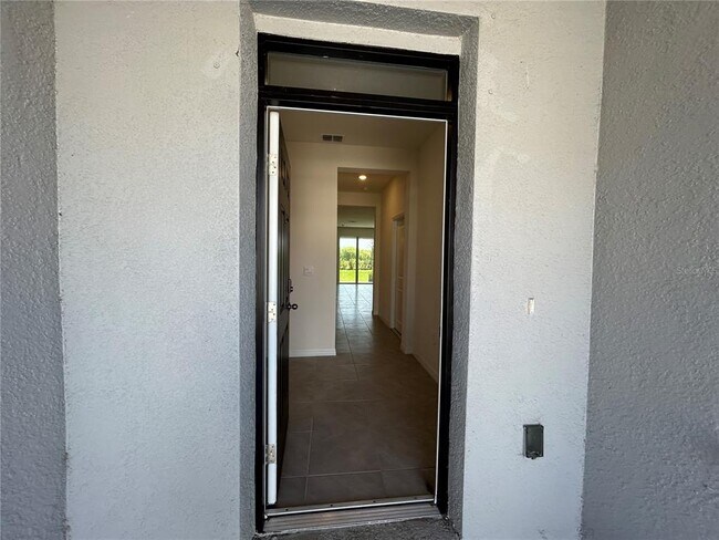 Building Photo - 17550 Crescent Moon Lp