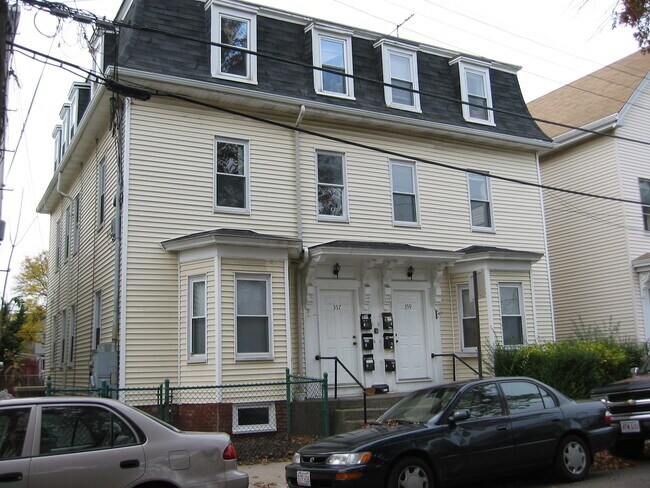 Foto del edificio - 363 Windsor St