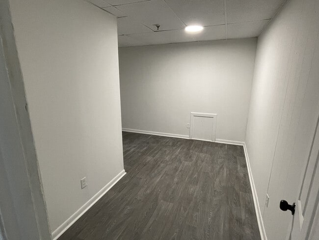 Building Photo - 4633 Lyons View Pike