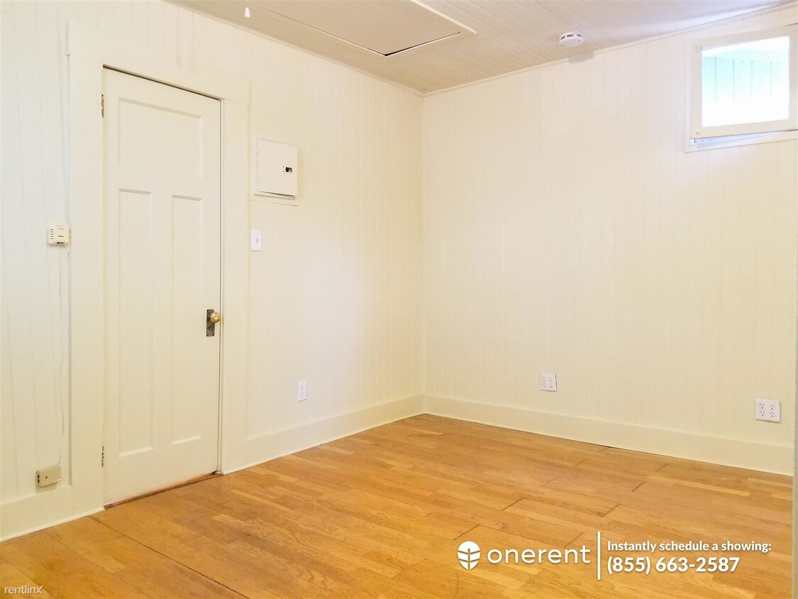 Primary Photo - 1 br, 1 bath Townhome - 5250 A Boyd Avenue -
