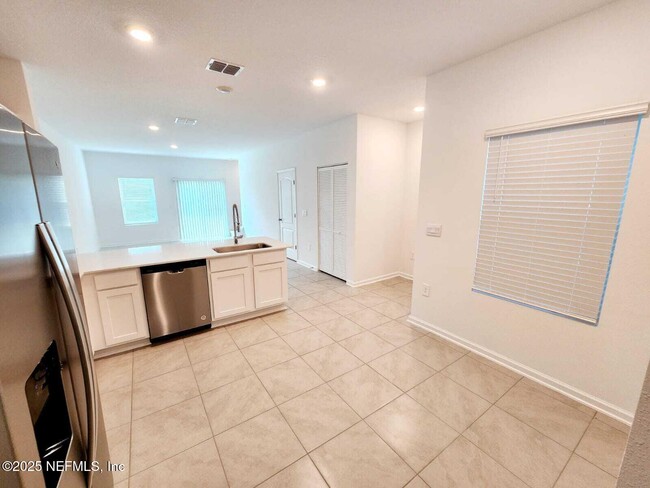 Building Photo - 61 Playa De Luna Ln