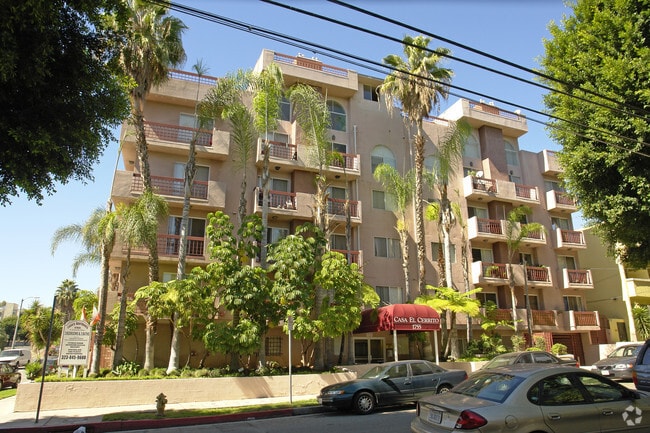 Building Photo - Casa El Cerrito